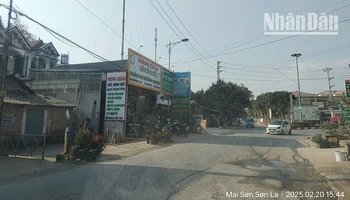 Một phòng khám không phép tại tiểu khu 17, thị trấn Hát Lót, huyện Mai Sơn.
