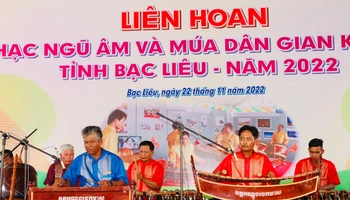Một tiết mục biểu diễn nhạc Ngũ âm của đồng bào Khmer ở Bạc Liêu.