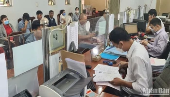 Hiện nay ở Đắk Nông không còn tình trạng quá tải người dân xếp hàng chờ đợi để thực hiện các loại thủ tục hành chính.