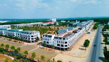 Khu đô thị Ân Phú được xây dựng trên địa bàn phường Tân An, thành phố Buôn Ma Thuột, tỉnh Đắk Lắk đang hoàn thiện, cung ứng 330 căn hộ nhà ở xã hội cho người lao động. 