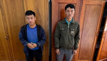 Hai đối tượng Thào A Lử và Tráng A Trư bị bắt giữ.