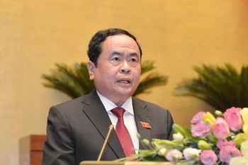 Chủ tịch UBTƯ MTTQ Việt Nam Trần Thanh Mẫn trình bày báo cáo tổng hợp ý kiến, kiến nghị của cử tri và nhân dân gửi tới kỳ họp thứ chín, Quốc hội khóa XIV.