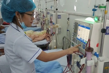Bệnh viện C Thái Nguyên chạy thận nhân tạo cho bệnh nhân.
