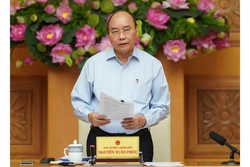 Thủ tướng Nguyễn Xuân Phúc phát biểu ý kiến tại phiên họp.