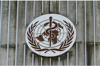 Biểu tượng của WHO tại Geneva, Thụy Sĩ. (Ảnh: Reuters)