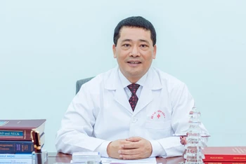 PGS, TS Lê Văn Quảng, Giám đốc Bệnh viện K.