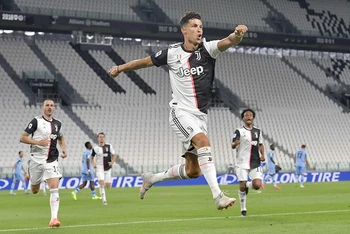 Cristiano Ronaldo ăn mừng bàn thắng vào lưới Lazio. (Ảnh: Juventus FC)