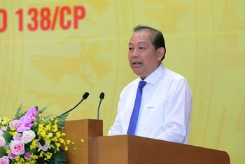 Phó Thủ tướng Thường trực Chính phủ Trương Hòa Bình phát biểu kết luận tại hội nghị.