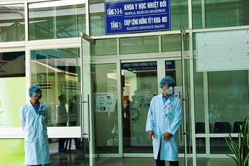 Khu vực cách li điều trị bệnh nhân Covid-19, Bệnh viện Đà Nẵng.