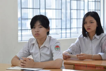 Thí sinh Kỳ thi vào lớp 10 của Hà Nội năm học 2020-2021 (Ảnh: THUỶ NGUYÊN)