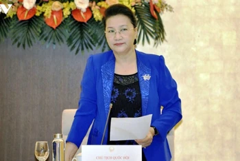 Chủ tịch Quốc hội Nguyễn Thị Kim Ngân phát biểu tại phiên họp sáng 5-8 (Ảnh: Lê Tuyết).