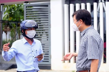 PGS, TS Trần Như Dương triển khai công tác truy vết F1 tại Đà Nẵng.