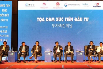 Phiên tọa đàm xúc tiến đầu tư với chủ đề “Quảng Ninh - Cơ hội đầu tư mới”.