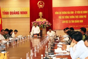 Phó Thủ tướng Thường trực Chính Phủ Trương Hòa Bình làm việc với tỉnh Quảng Ninh. 