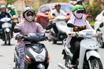 Hôm nay, chỉ số tia UV ở Hà Nội ở mức gây hại rất cao đối với cơ thể con người. (Ảnh minh họa)