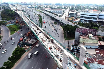 Dự án metro số 1 Bến Thành - Suối Tiên (TP Hồ Chí Minh) đang được đẩy nhanh tiến độ thi công. Ảnh: CAO THĂNG