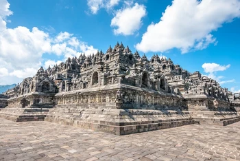 Di sản Thế giới - Đền Phật giáo Borobudur ở Trung Java, Indonesia đã mở cửa đón du khách trở lại từ tháng 6 (Ảnh: THEJAKARTAPOST)