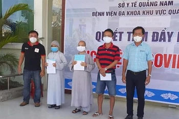 Đến nay, Bệnh viện đa khoa khu vực Quảng Nam đã trao giấy ra viện cho 29 BN khỏi bệnh.