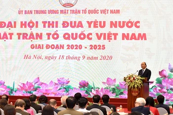 Thủ tướng Nguyễn Xuân Phúc phát biểu tại đại hội.