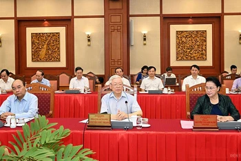 Tổng Bí thư, Chủ tịch nước Nguyễn Phú Trọng phát biểu tại buổi làm việc giữa tập thể Bộ Chính trị với Ban Thường vụ Thành ủy Hà Nội. Ảnh: Duy Linh.