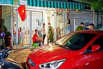 Lực lượng Công an thành phố Đà Nẵng triệt phá đường dây đánh bạc hơn 3.000 tỷ đồng trong đêm 23-9. 