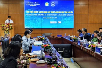 PGS,TS Nguyễn Trọng Cơ, Giám đốc HVTC, BTC phát biểu đề dẫn hội thảo.
