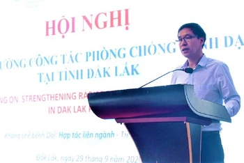 Tiến sĩ Đặng Quang Tấn, Cục trưởng Cục Y tế dự phòng, Bộ Y tế phát biểu tại hội nghị.