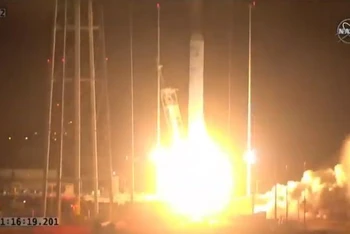 Tàu chở hàng Cygnus NG-14 được phóng vào sáng 3-10 theo giờ Việt Nam. Ảnh: NASA TV.