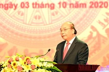 Thủ tướng Nguyễn Xuân Phúc phát biểu chỉ đạo tại đại hội. (Ảnh: DUY LINH)