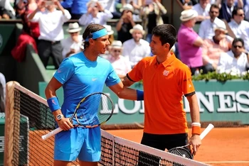 Trận thư hùng giữa Djokovic và Nadal hứa hẹn sẽ vô cùng hấp dẫn. (Ảnh: Roland Garros) 