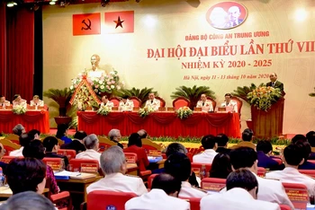 Thủ tướng Nguyễn Xuân Phúc phát biểu chỉ đạo tại Đại hội (Ảnh: Trần Hải).