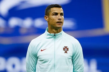 Cristiano Ronaldo đang tự cách ly sau khi có kết quả xét nghiệm dương tính với Covid-19. (Ảnh: FPF)