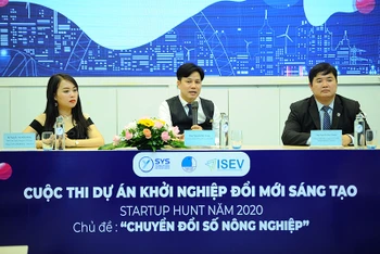 Giám đốc Trung tâm hỗ trợ thanh niên khởi nghiệp Nguyễn Đức Tùng chia sẻ thông tin tại Lễ phát động Cuộc thi.