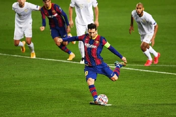 Messi vừa lập một kỳ tích khi ghi bàn trong 16 mùa giải Champions League liên tiếp. (Ảnh: Getty Images)