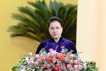 Chủ tịch Quốc hội Nguyễn Thị Kim Ngân phát biểu tại Đại hội.