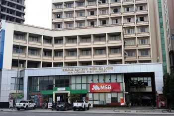 Khách sạn Bưu điện Hạ Long, phường Bãi Cháy, TP Hạ Long.