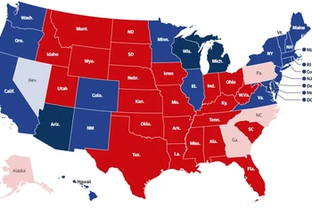 Ông Biden giành chiến thắng ở bang có màu xanh đậm, ông Trump giành chiến thắng ở bang có màu đỏ đậm. (Nguồn: Guardian)