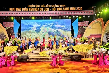 Chương trình nghệ thuật khai mạc Tuần Văn hóa, du lịch huyện Bình Liêu năm 2020.
