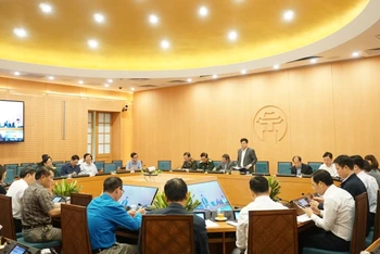 Ban Chỉ đạo phòng, chống dịch bệnh Covid-19 TP Hà Nội họp với các quận, huyện về thực hiện những biện pháp phòng, chống dịch bệnh.