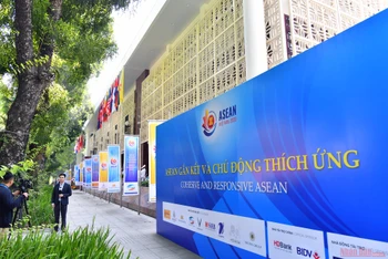 Hình ảnh khai mạc Hội nghị cấp cao ASEAN lần thứ 37