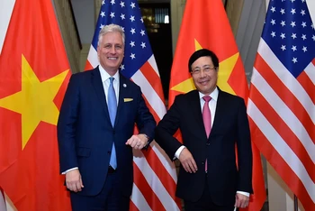 Phó Thủ tướng, Bộ trưởng Ngoại giao Phạm Bình Minh tiếp Cố vấn An ninh quốc gia Hoa Kỳ Robert O’Brien. (Ảnh: BỘ NGOẠI GIAO VIỆT NAM)
