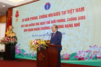 Phó Thủ tướng Thường trực Chính phủ Trương Hòa Bình phát biểu chỉ đạo tại hội nghị. 