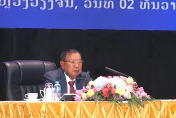 Tổng Bí thư, Chủ tịch nước Lào Bounnhang Vorachit khẳng định, diện mạo của đất nước đã thay đổi nhanh chóng, người dân ngày càng ấm no, hạnh phúc.