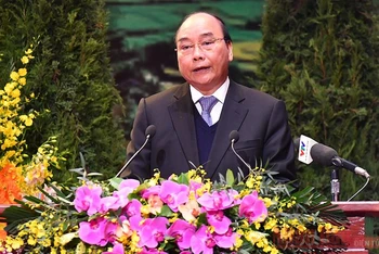 Thủ tướng Nguyễn Xuân Phúc phát biểu tại Đại hội. (Ảnh: ĐĂNG KHOA - THUỶ NGUYÊN)