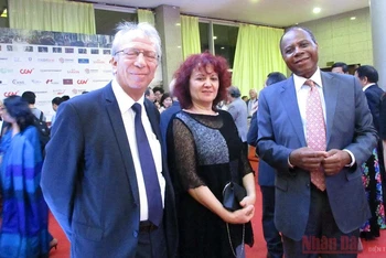 Các nhà làm phim quốc tế tại LHP quốc tế Hà Nội năm 2016.