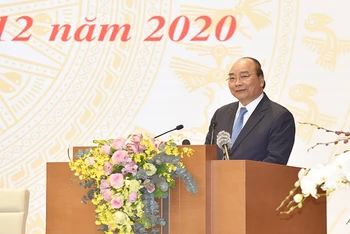Thủ tướng Nguyễn Xuân Phúc dự và phát biểu ý kiến tại hội nghị.