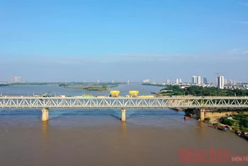 Sau khi đưa vào khai thác trở lại, cầu Thăng Long sẽ được kiểm soát tải trọng 24/7.