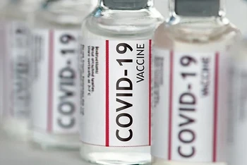 CDC Mỹ: Các phản ứng dị ứng nghiêm trọng với vaccine Covid-19 của Pfizer vẫn là "cực kỳ hiếm".