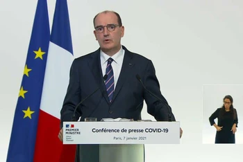 Thủ tướng Pháp Jean Castex cho biết, một số loại vaccine khác sẽ được phê duyệt trong vài tuần tới để tăng tốc chiến dịch tiêm chủng. Ảnh: BFMTV.