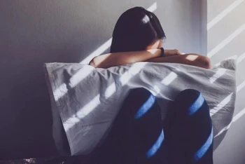 Nghiên cứu phát hiện ra mệt mỏi hoặc yếu cơ là những triệu chứng phổ biến nhất sau khi mắc Covid-19, nhiều người cũng cho biết họ khó ngủ. Ảnh: Getty Images.